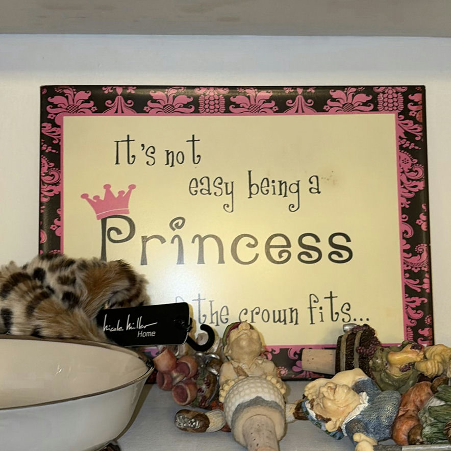 Assorted decorative shelf items: glassware, ceramics, sign and cork figurines - image 4 of 6