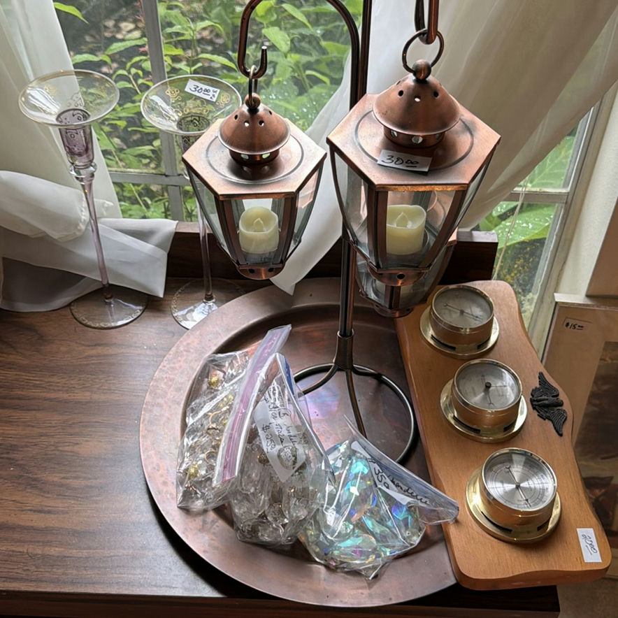 Copper lantern lamps, gauge plaque, copper tray, glassware and chandelier crystals - image 1 of 6