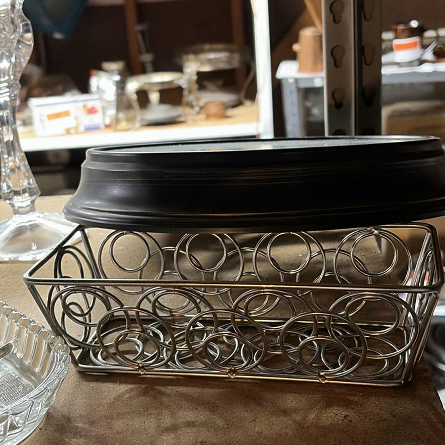 Assorted glassware and home decor items - image 10 of 11