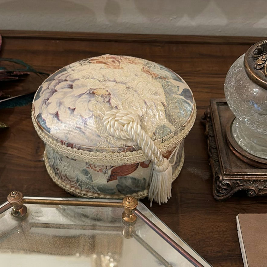 Assorted decorative antiques and home decor items - image 3 of 8