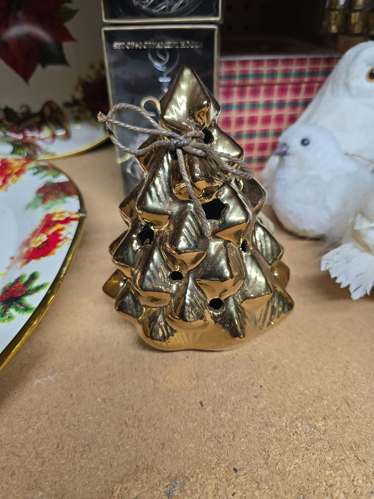 Xmas Decor - image 5 of 9