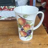 Assorted kitchenware and decorative ceramics - thumbnail 3 of 6