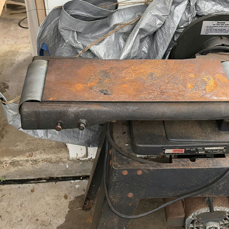 Craftsman belt sander on metal stand - image 3 of 5