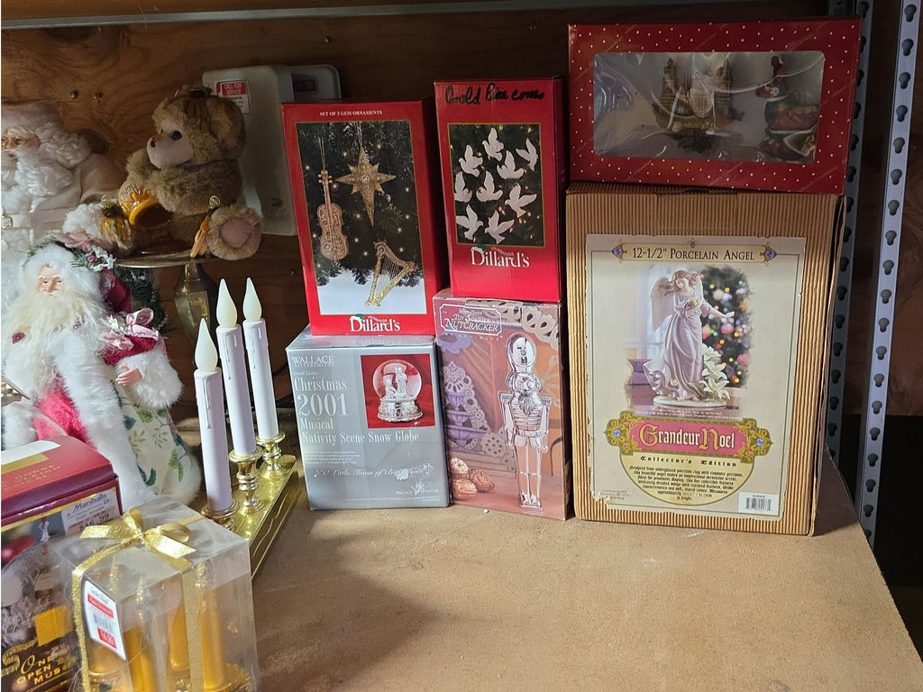 Christmas decorations and boxed ornaments collection - image 10 of 10