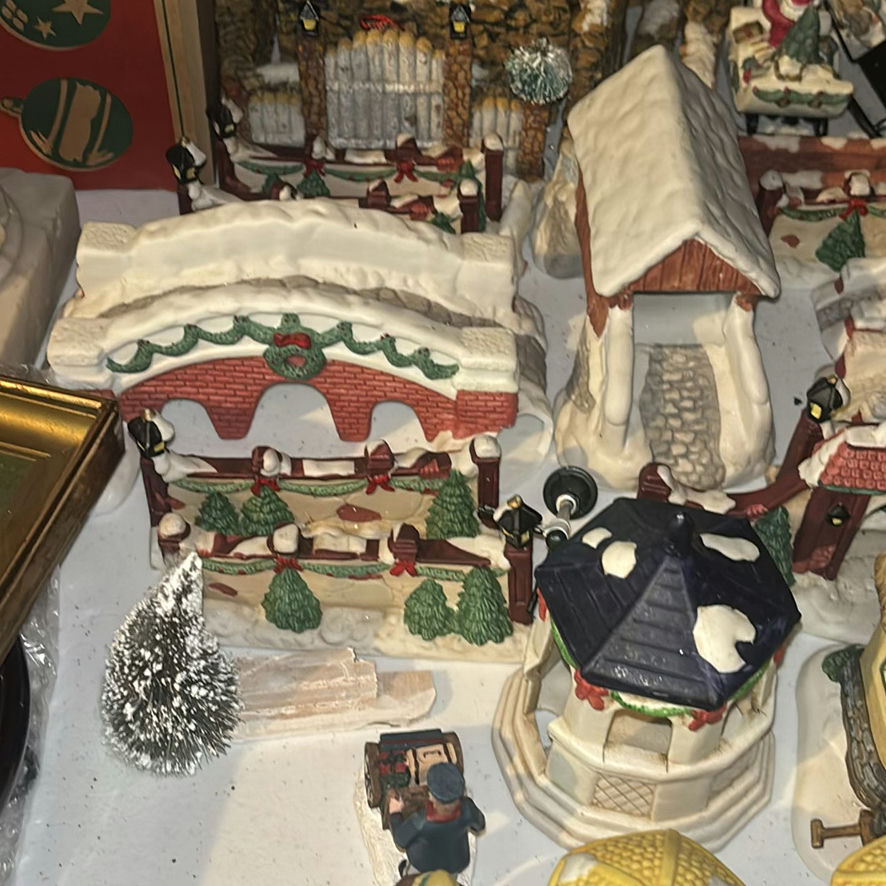 Assorted Christmas Village Figurines and Ceramic Decorations - image 7 of 11