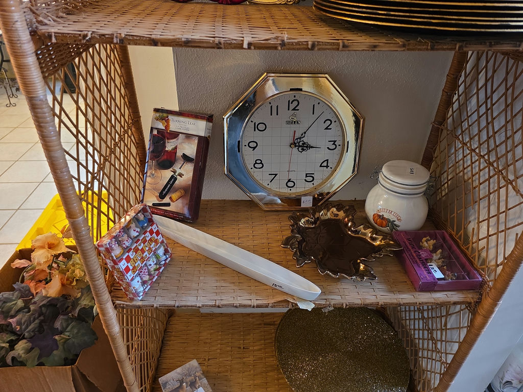 Decorative Plates/ Chargers - image 3 of 5
