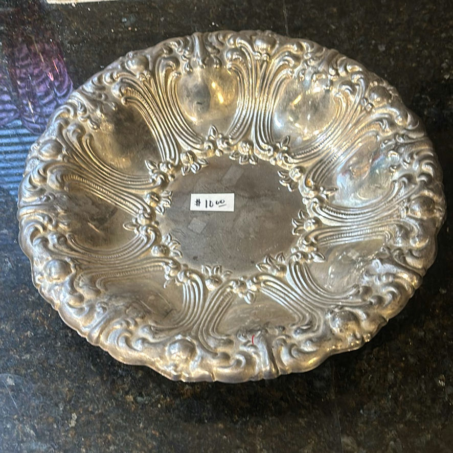 Set of Serving Trays and Platters - image 1 of 7