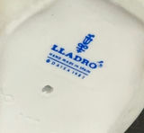 Lladro Flower Girl Figurine with original box - thumbnail 5 of 6