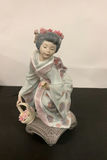 Lladro 'Yuki Doll' Figurine, w/original box - thumbnail 1 of 6