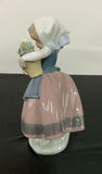 Lladro Flower Girl Figurine with original box - thumbnail 2 of 6