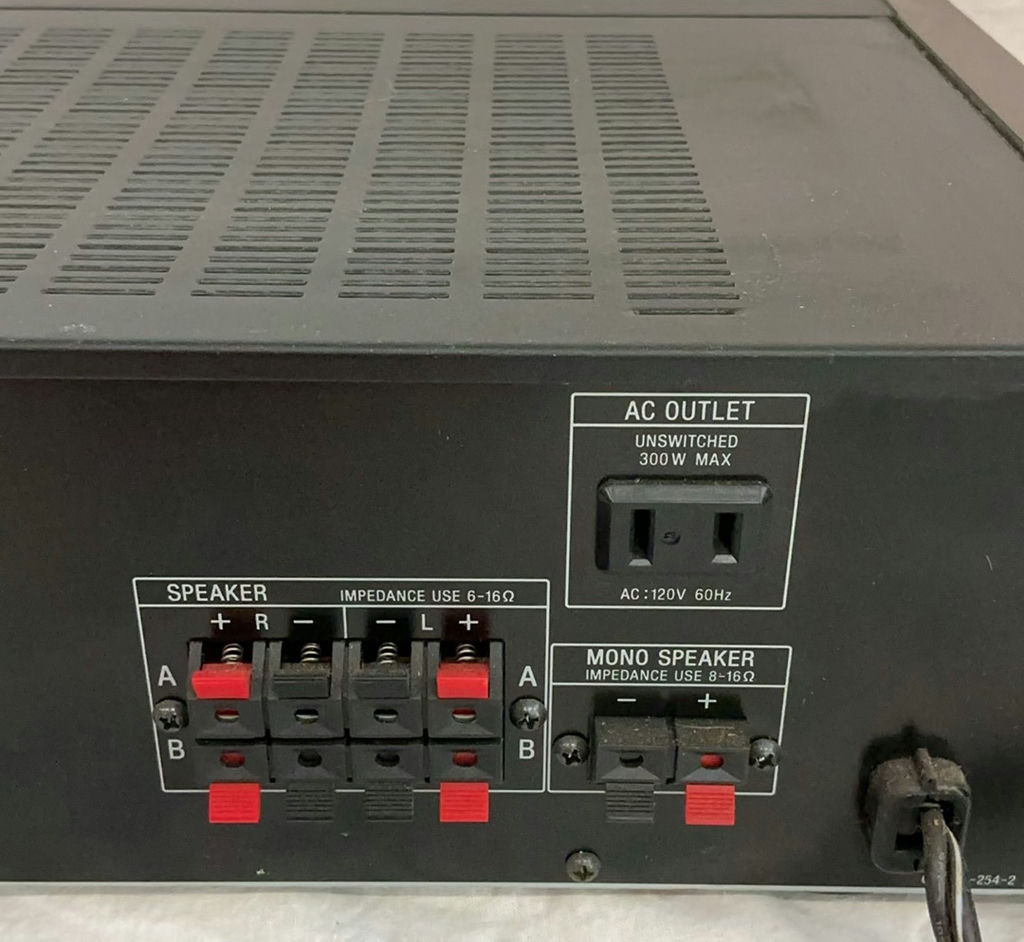 Sony Power Amplifier - image 4 of 4