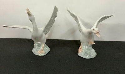 Lladro Flying and Jumping Geese - Image 1 of 5