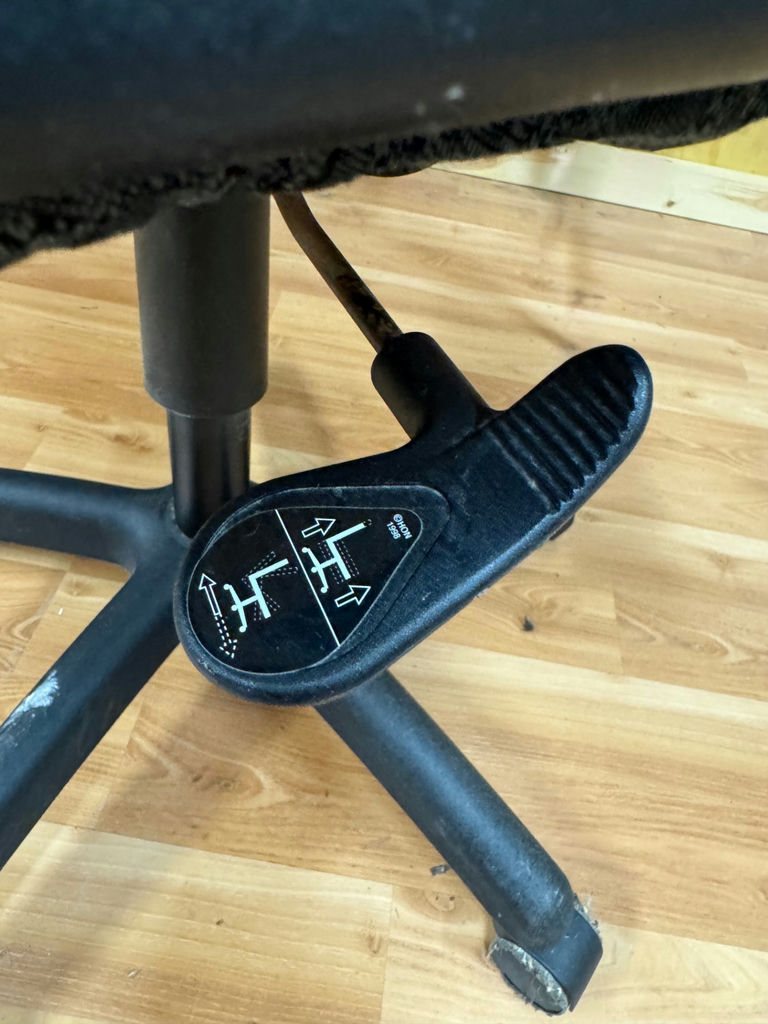 Rolling Office Chair - image 6 of 6