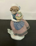 Lladro Flower Girl Figurine with original box - thumbnail 1 of 6