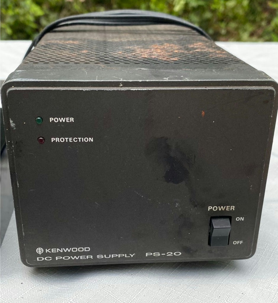 Two Meter Short Wave Station - image 4 of 7