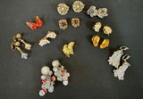Vintage Costume Jewelry Lot - thumbnail 2 of 9