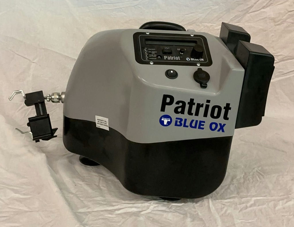Patriot Blue Ox Tow Braking System - image 1 of 4
