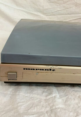 Marantz Turntable - Image 1 of 4
