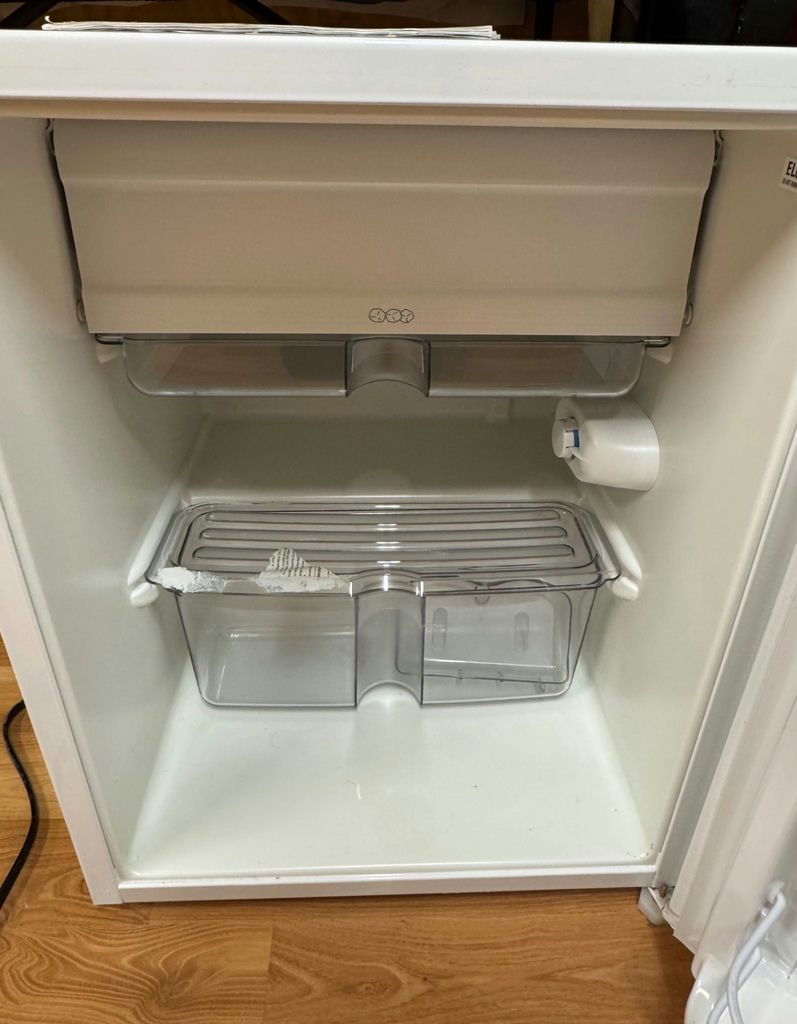 Whirlpool Mini Refrigerator - image 3 of 6