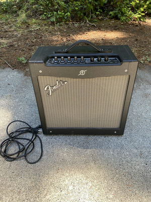 Guitar Amplifier - Image 1 of 5