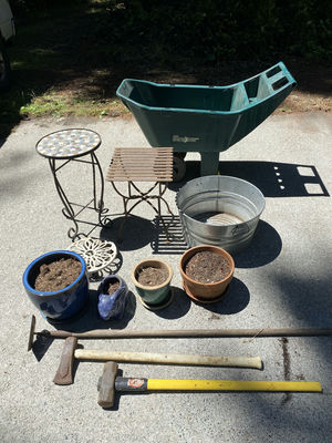 Gardening Collection - Image 1 of 10