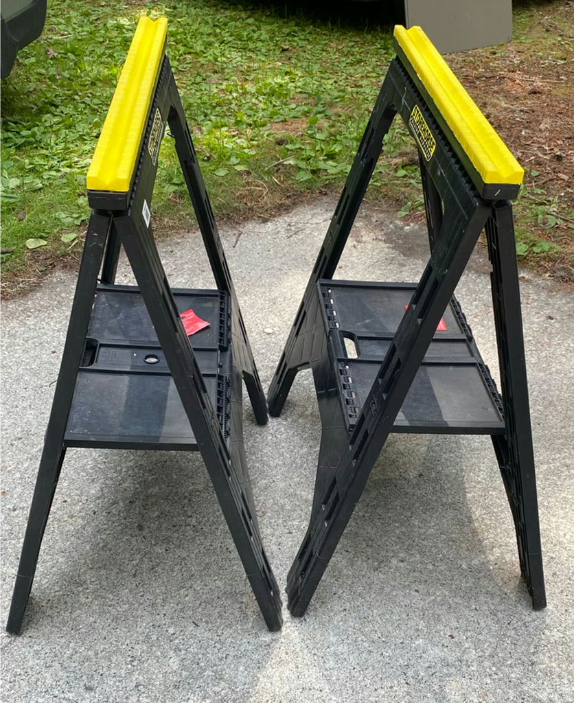 Sawhorses, Battery Charger & Ear Protection - image 4 of 7