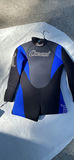 Diving gear set with wetsuits, BCD, and regulator - thumbnail 11 of 11