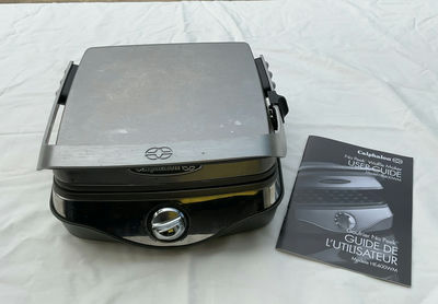 Calphalon Waffle Maker HE400WM with User Guide - Image 1 of 4