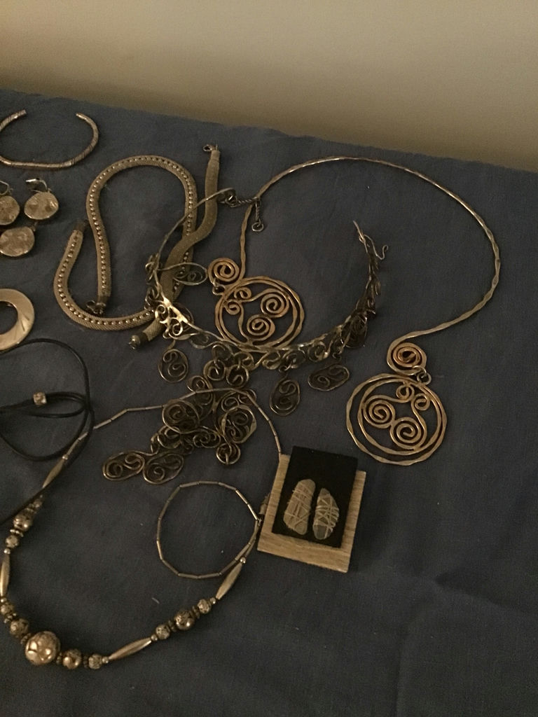 Assorted silver-tone jewelry collection - image 3 of 3