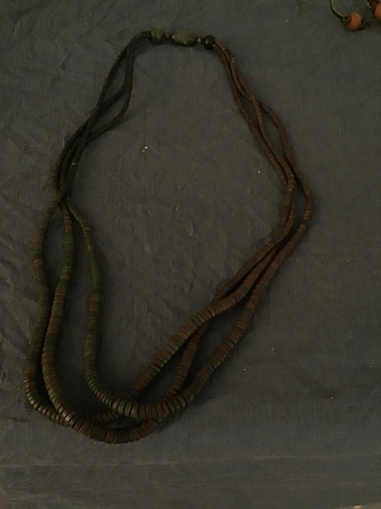 Beaded necklace collection - image 4 of 4