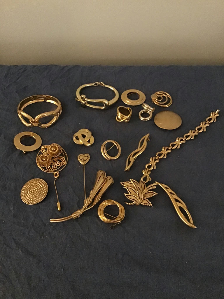 Assorted gold jewelry - pins, rings and bracelets - image 1 of 3