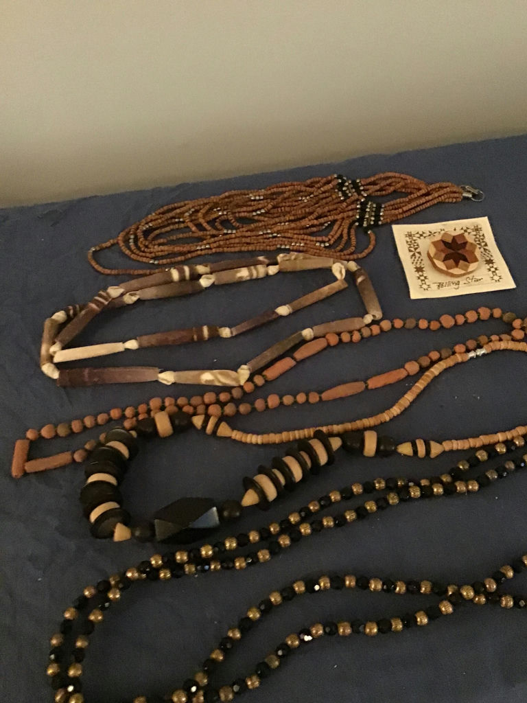 Beaded necklace collection - image 2 of 4