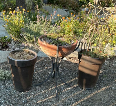 Unique Ceramic Planter On Stand And Pair Of Tall Plastic Planters - Image 1 of 5