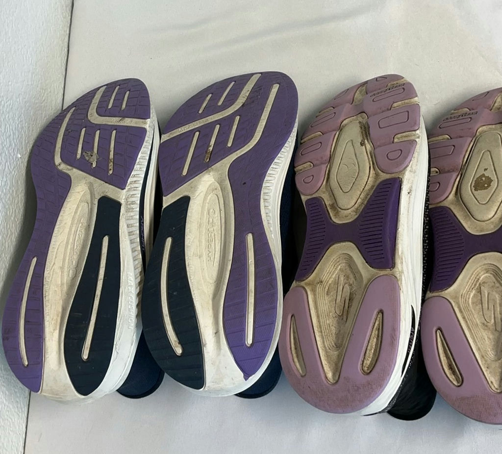 Women's Skechers Slip Ins - image 3 of 3