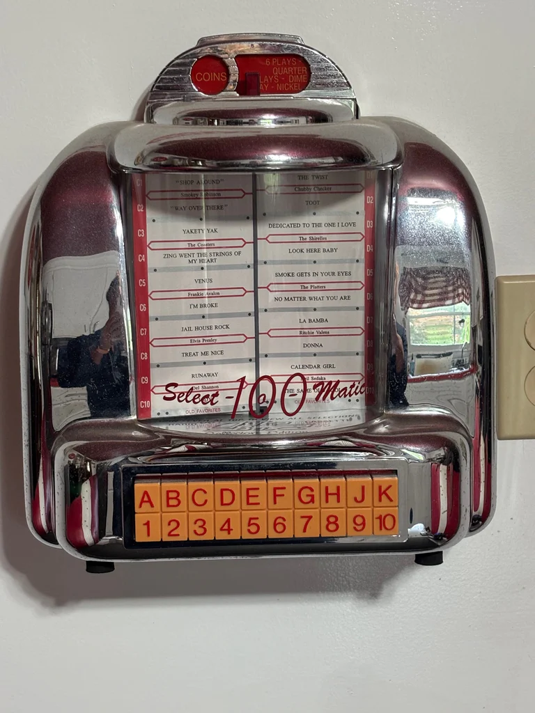 Juke Box Radio/Tape Player - image 3 of 3