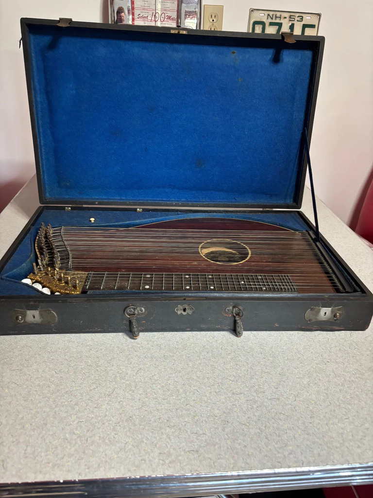 Antique Zither - image 4 of 9
