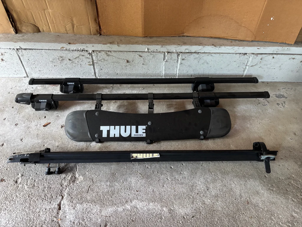Thule Locking Bicycle Rail/Rack Set - image 2 of 2