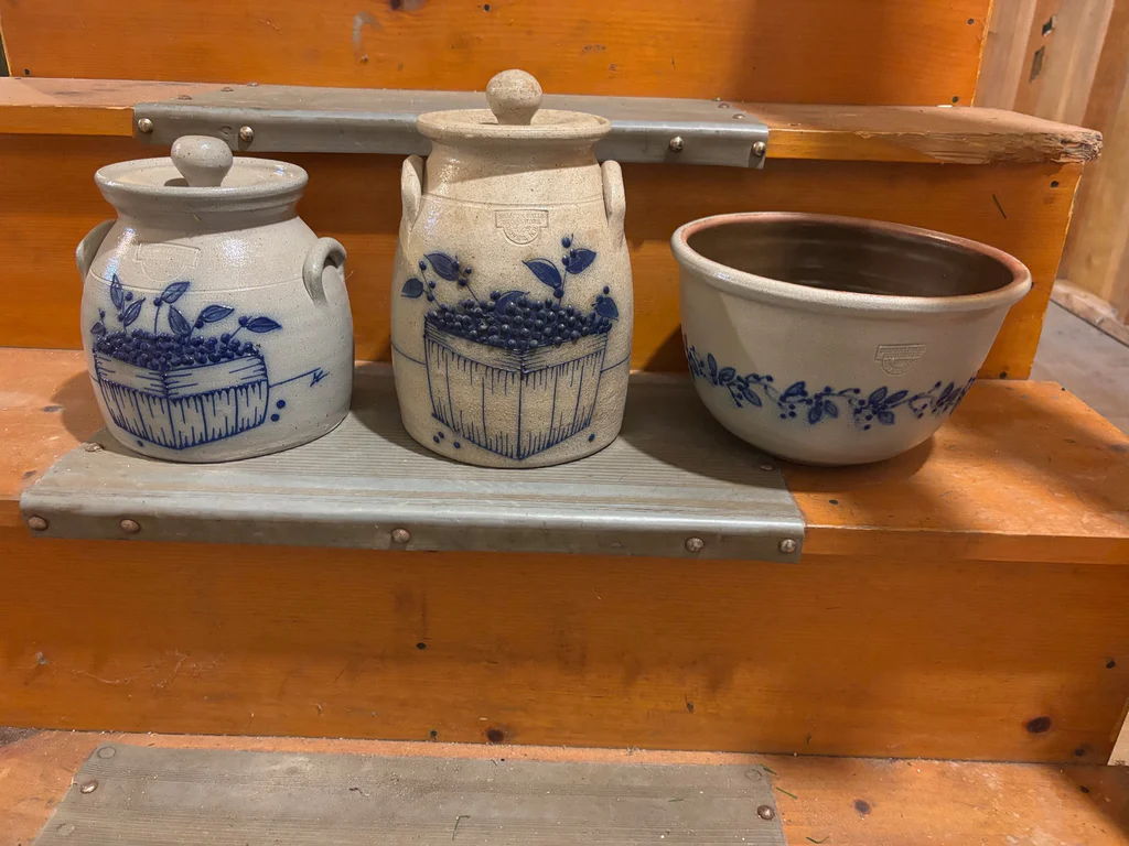 Salmon Falls Crockwear - image 6 of 6