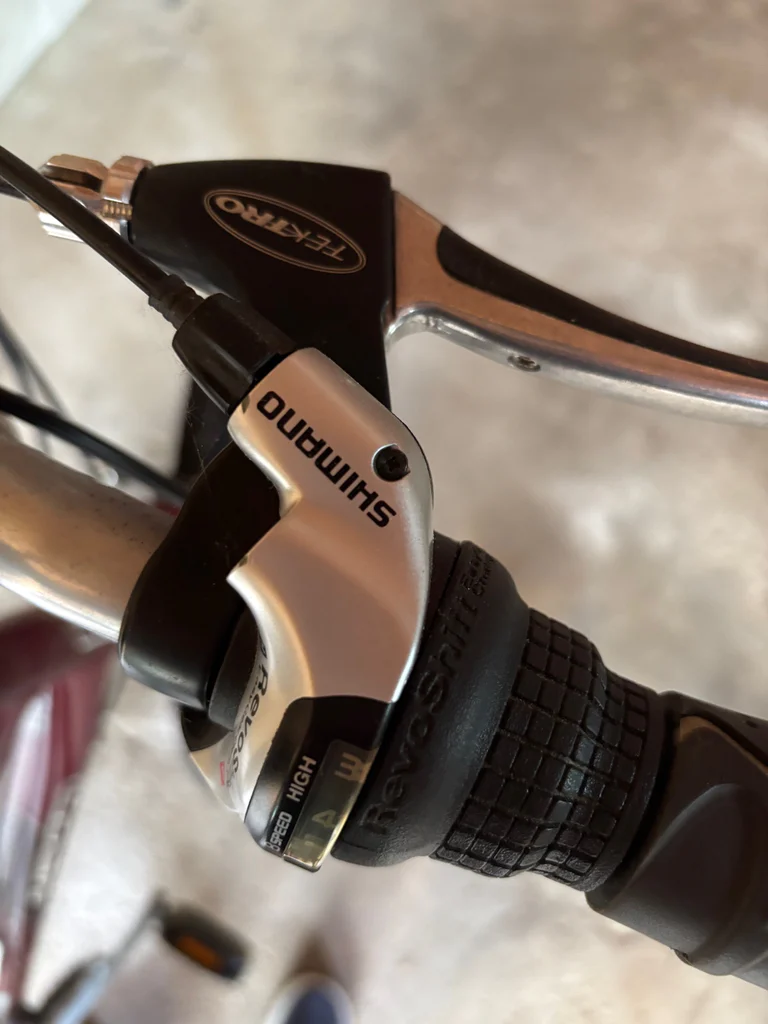 Haro Bicycle - image 6 of 9