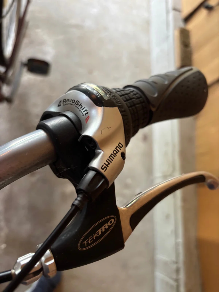 Haro Bicycle - image 5 of 9