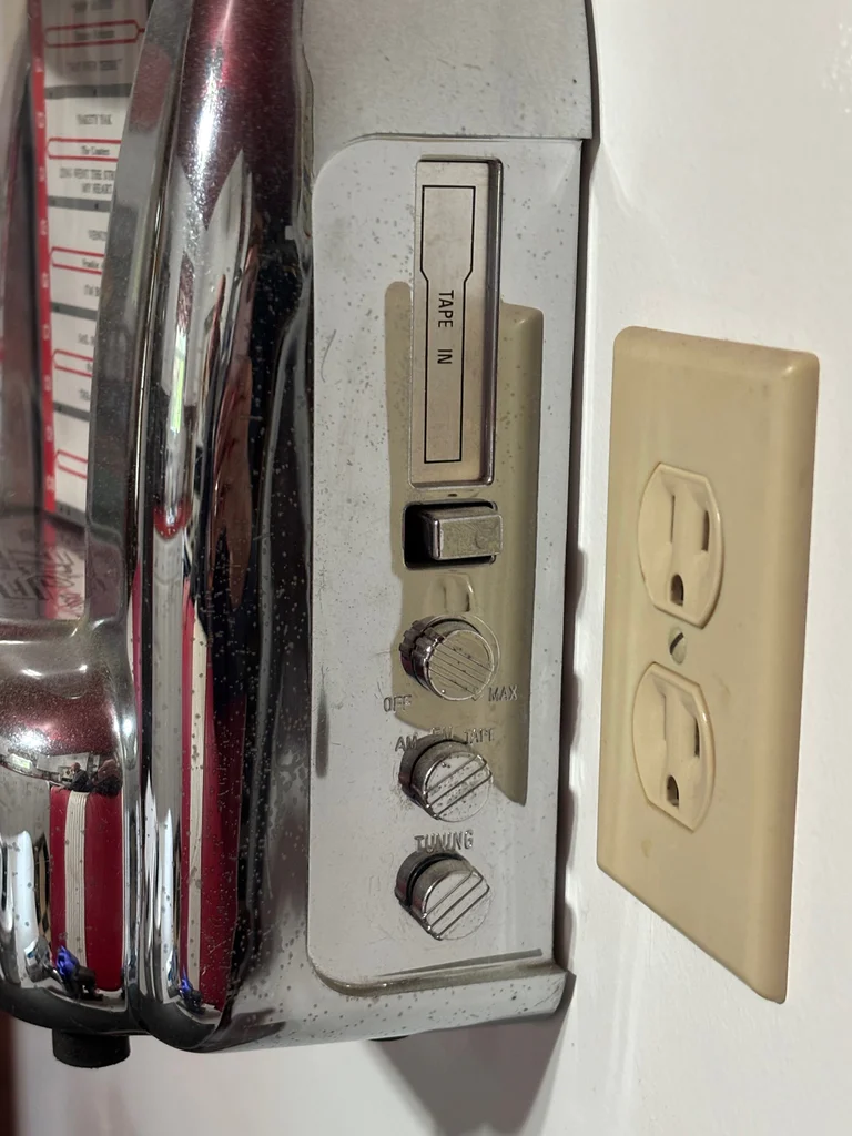 Juke Box Radio/Tape Player - image 2 of 3