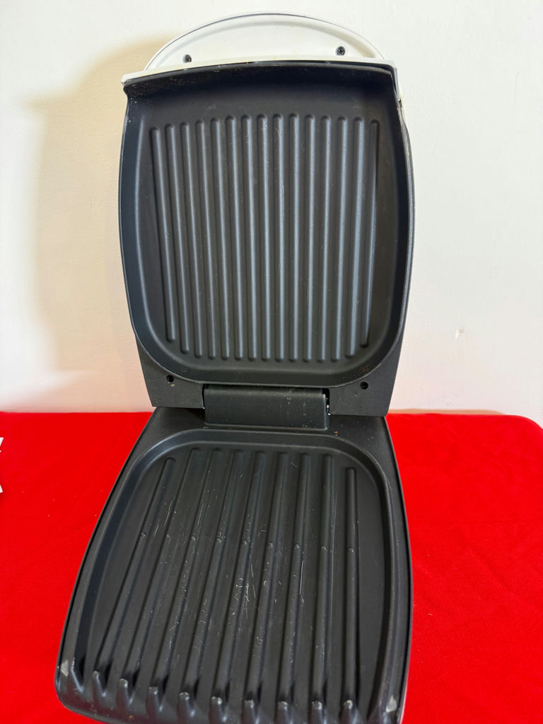 George Foreman Lean Mean Fat Reducing Grilling Machine - image 2 of 3
