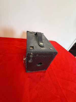 Vintage Box Camera - Image 1 of 3