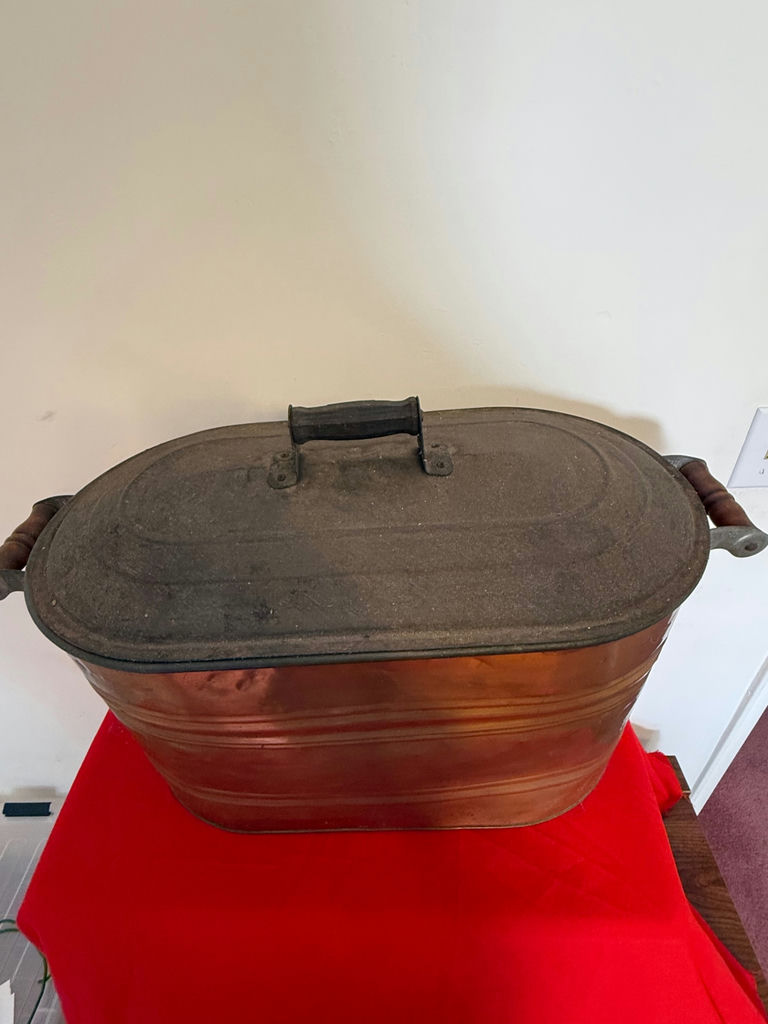 Oval Copper Wash Boiler with Lid - image 1 of 3
