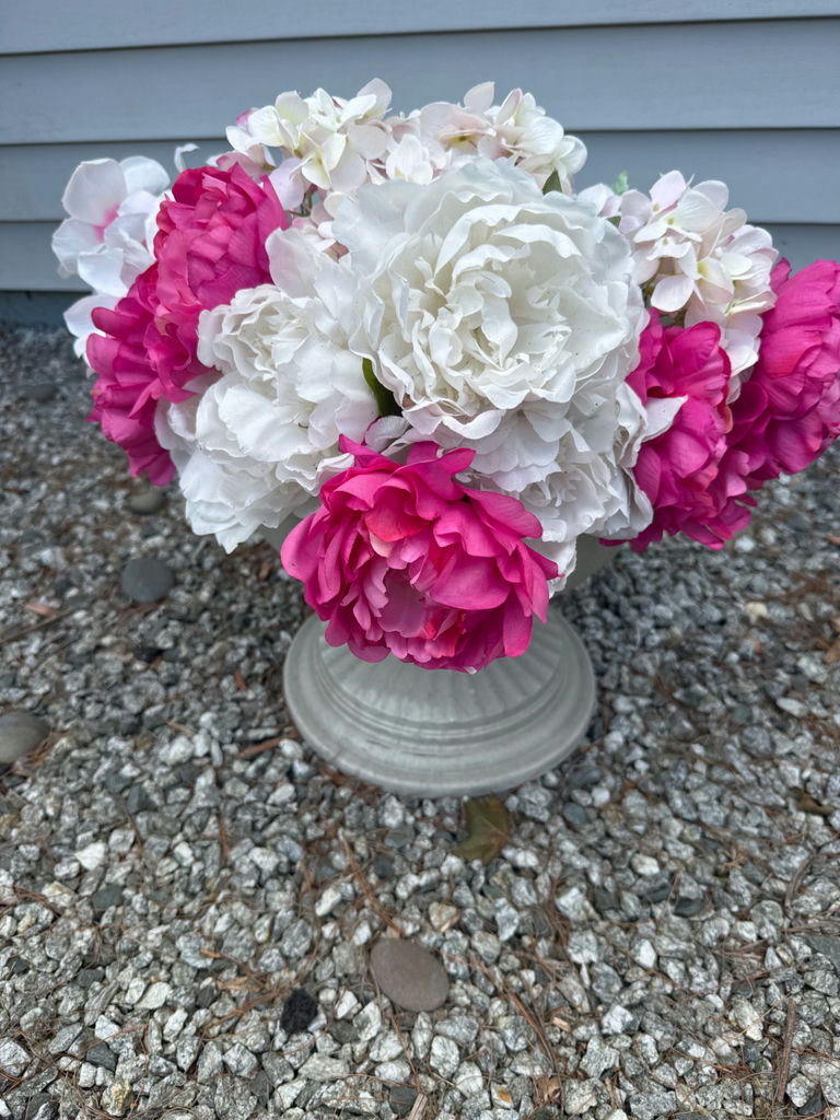 2 Artificial Floral Arrangement in resin Pedestal Urns - image 2 of 3