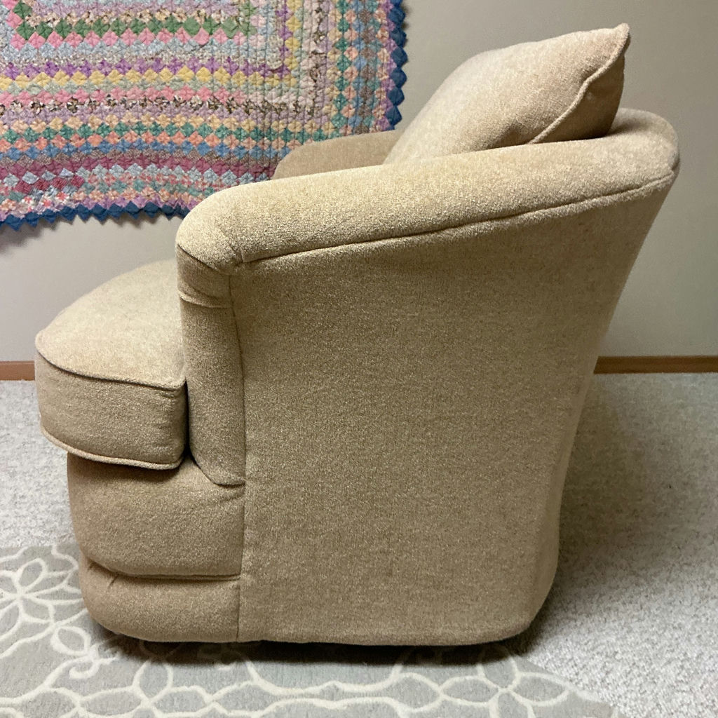 La-Z-Boy Barrel Armchairs - image 10 of 14