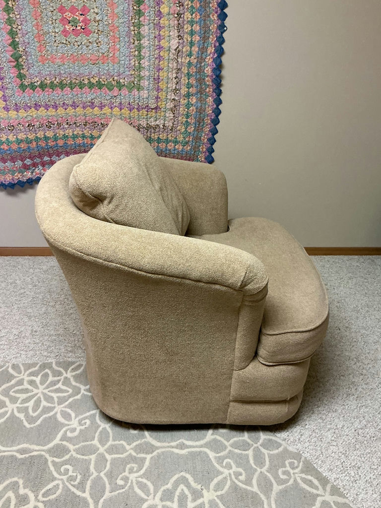 La-Z-Boy Barrel Armchairs - image 8 of 14