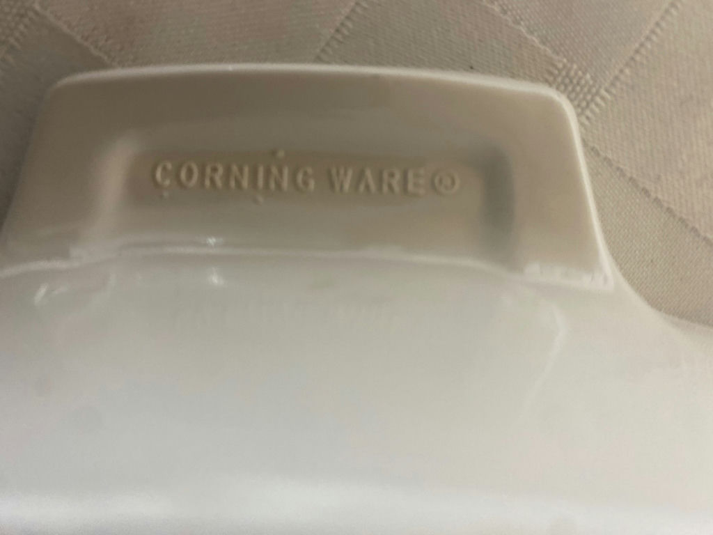 Corning Ware and more - image 8 of 10