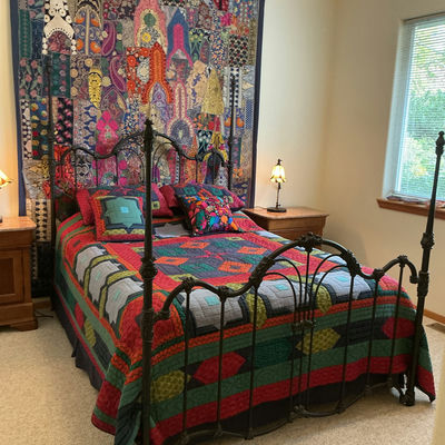 Queen Rod Iron Metal Bed Frame, Mattress/box Spring with Quilt and Pillows - Image 1 of 11