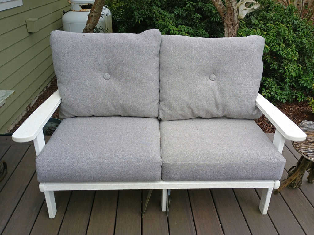 Outdoor couch and loveseat - image 4 of 6